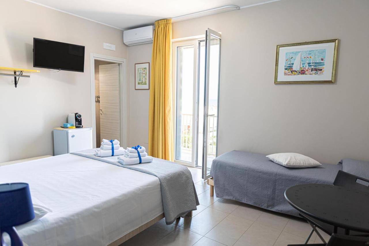 16Th Fad Rooms Margherita Di Savoia Εξωτερικό φωτογραφία